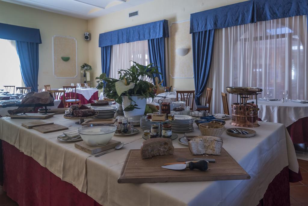 Hotel Villa Del Cardinale Норма Экстерьер фото