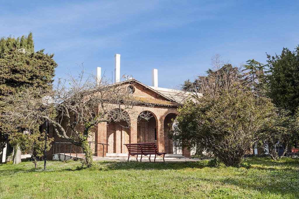 Hotel Villa Del Cardinale Норма Экстерьер фото