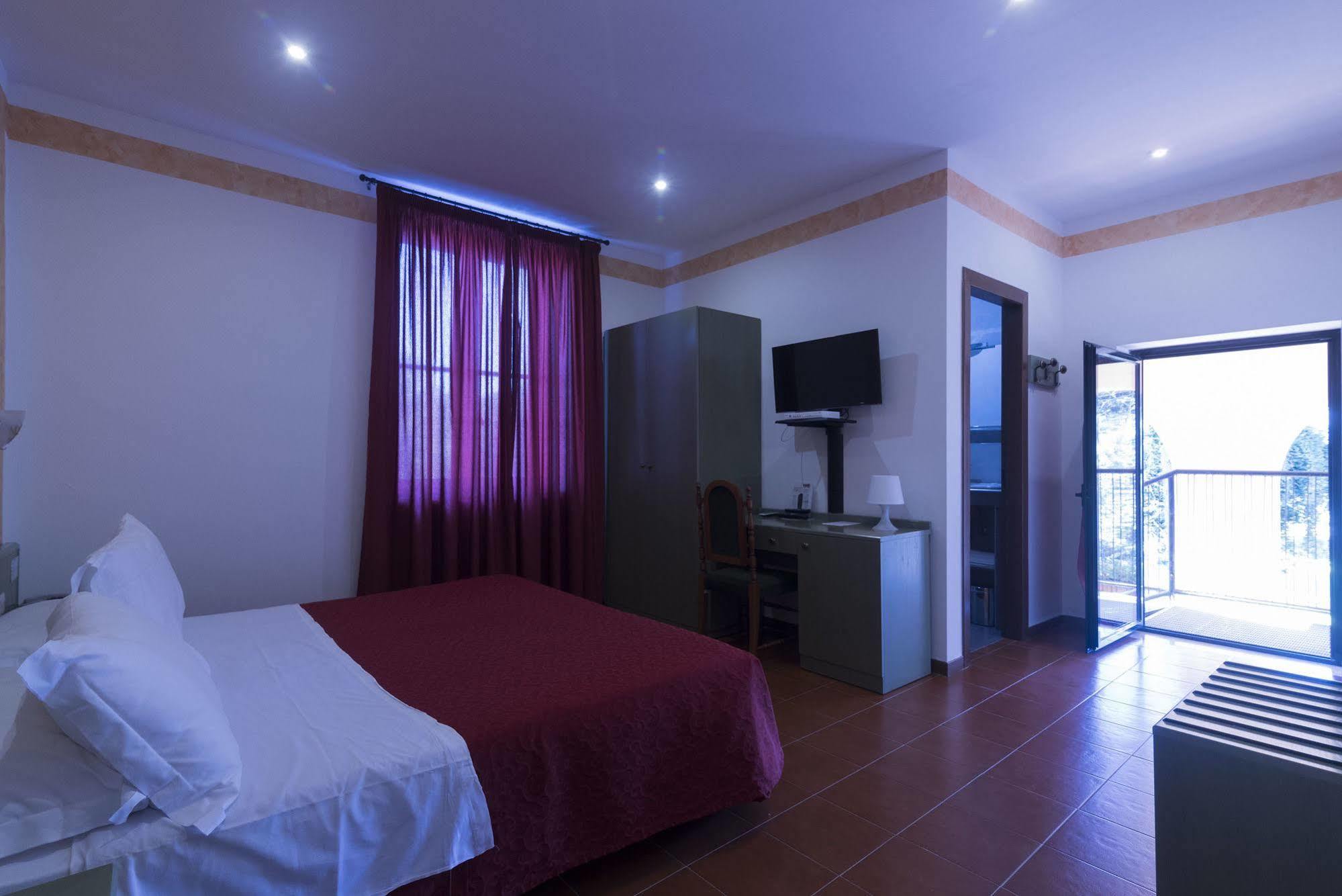 Hotel Villa Del Cardinale Норма Экстерьер фото